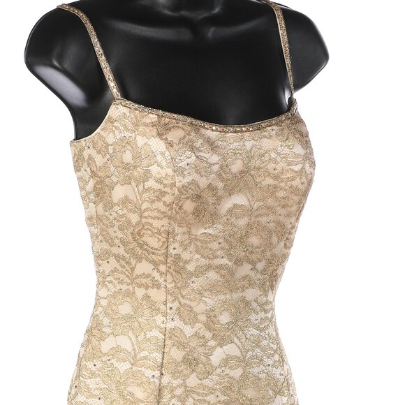 Michael Casey Couture - Picture 3 of 4